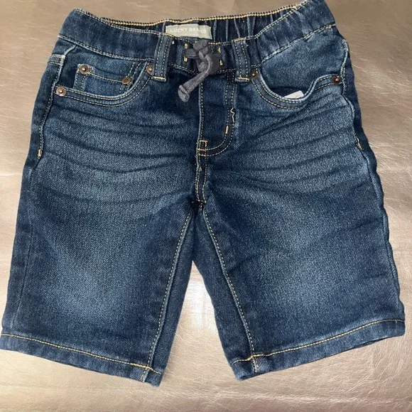 Lucky Brand/Levi Kids 5 reg Denim Shorts (3) Light, Medium, Dark Blue - Picture 2 of 11